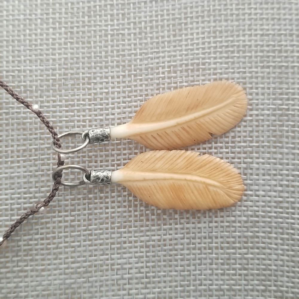 Two feathers necklace - Picture 2 of 13